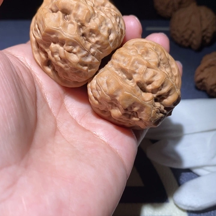 文玩核桃吊坠蛤蟆头