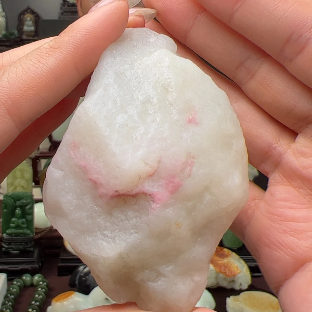 和田玉未镶嵌把件