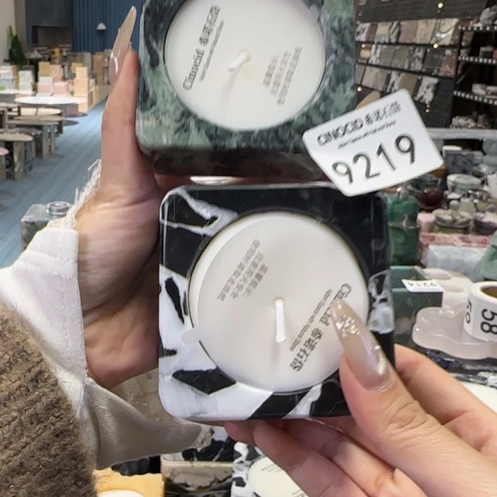 兜***糖两个小唱片香薰9219