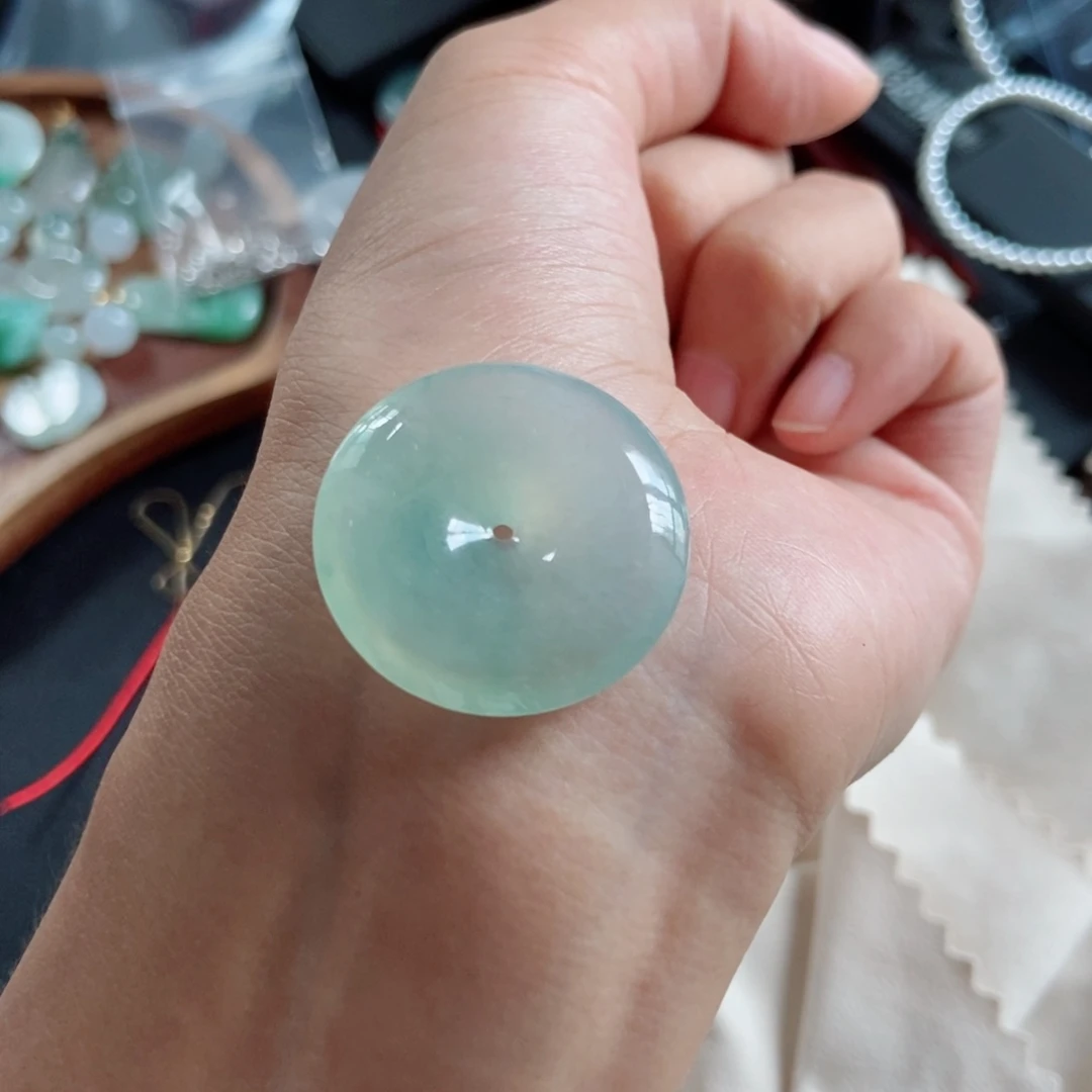 琴***琴翡翠未镶嵌颈饰翡翠