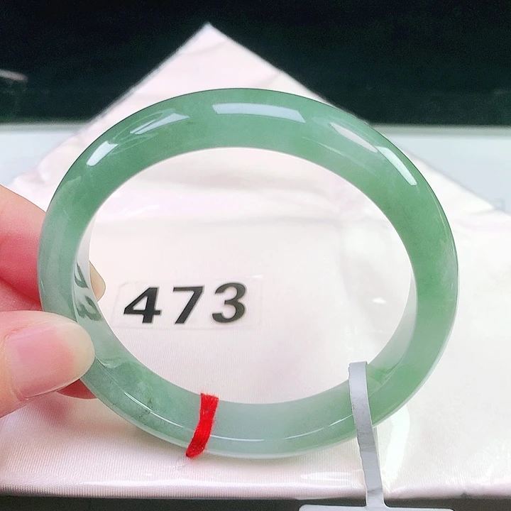 翡翠未镶嵌手镯473