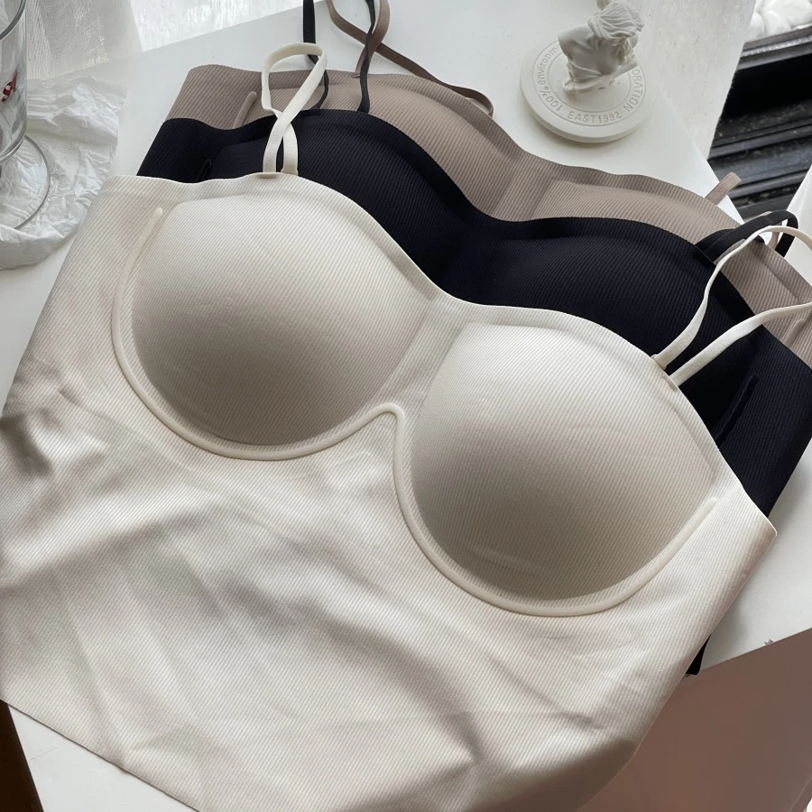 FENKE/粉客【时阶】女士无钢圈内衣黑科技承托会托胸的打底衣百搭