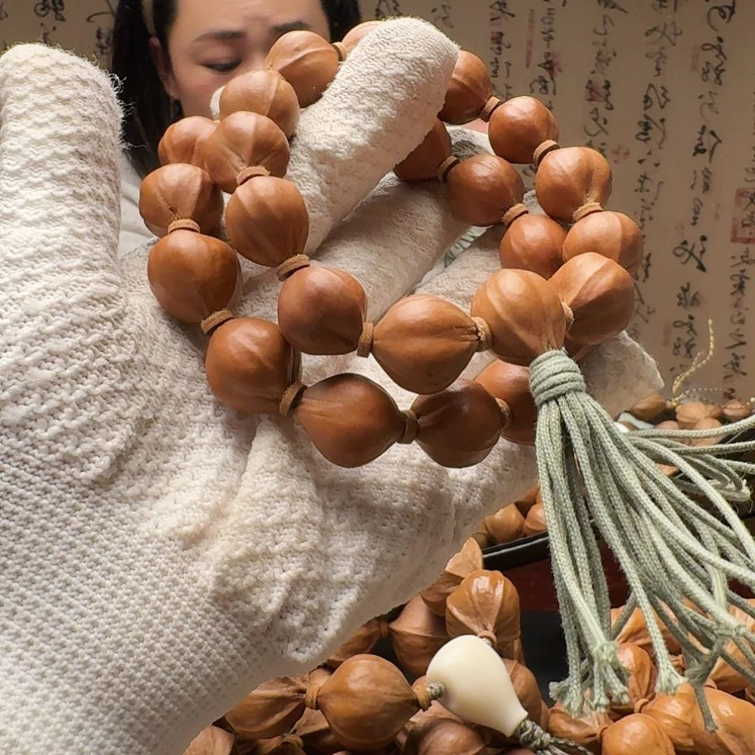 橄榄核手串水晶核