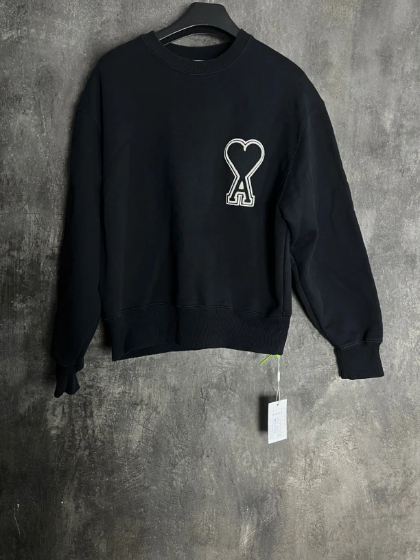 全新未使用 AMIPARIS M码/胸口大爱心Logo卫衣/01849