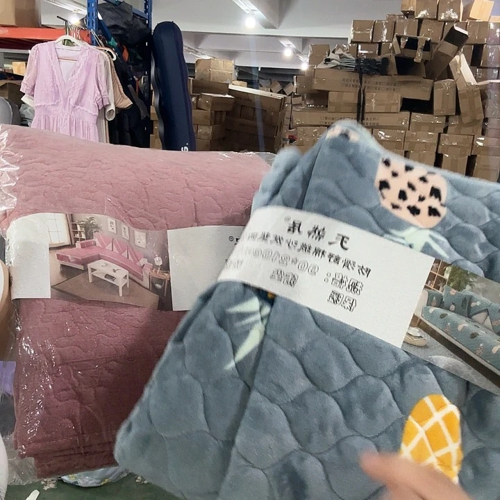 多色沙发垫绒90*210