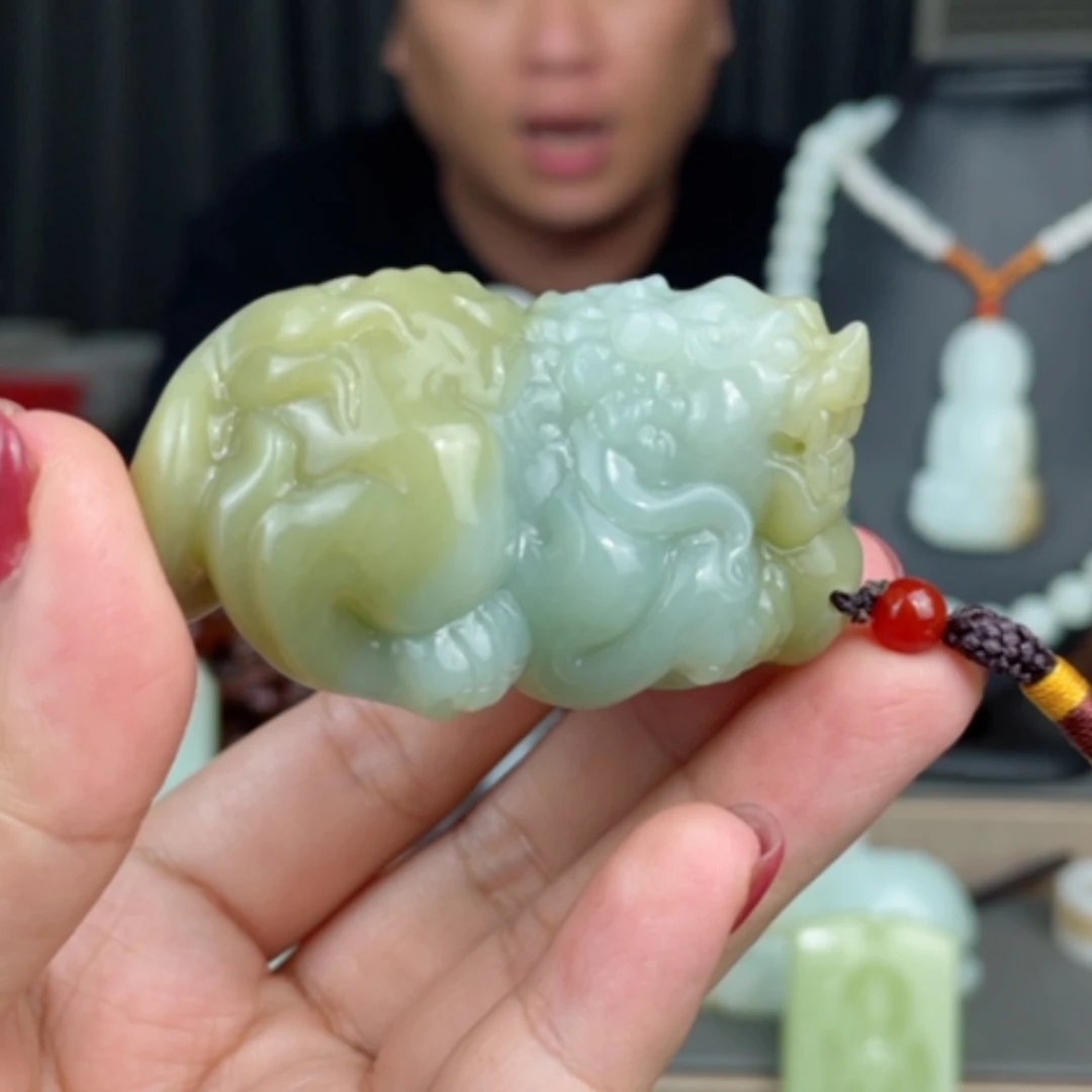 【闪购商品】颈饰未镶嵌和田玉