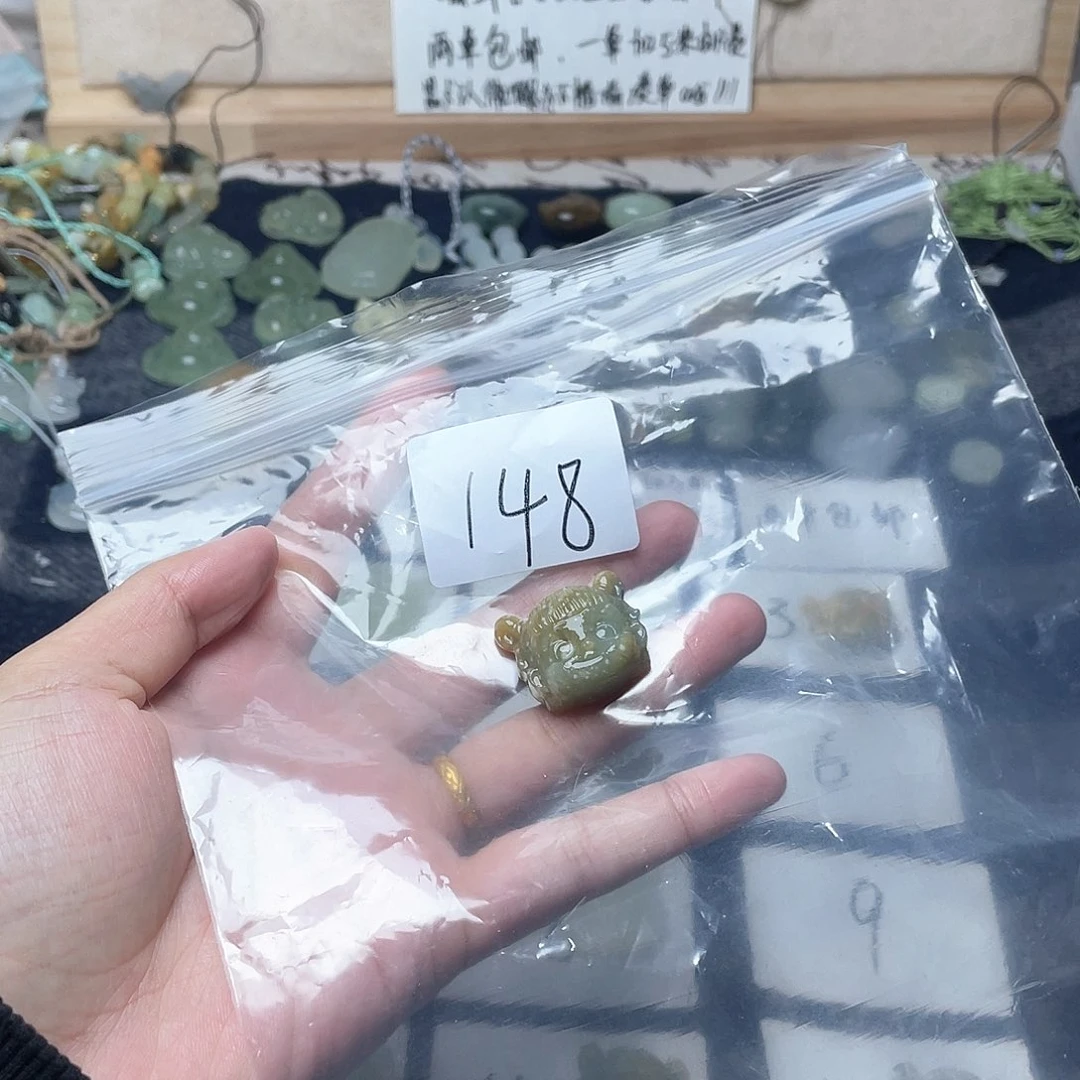 蛇纹石玉颈饰未镶嵌东****i
