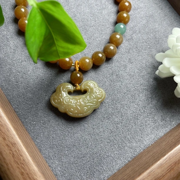 0295和田玉老红糖单圈如意锁手链