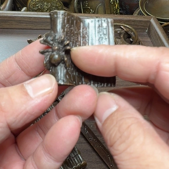 铜器摆件收收藏藏