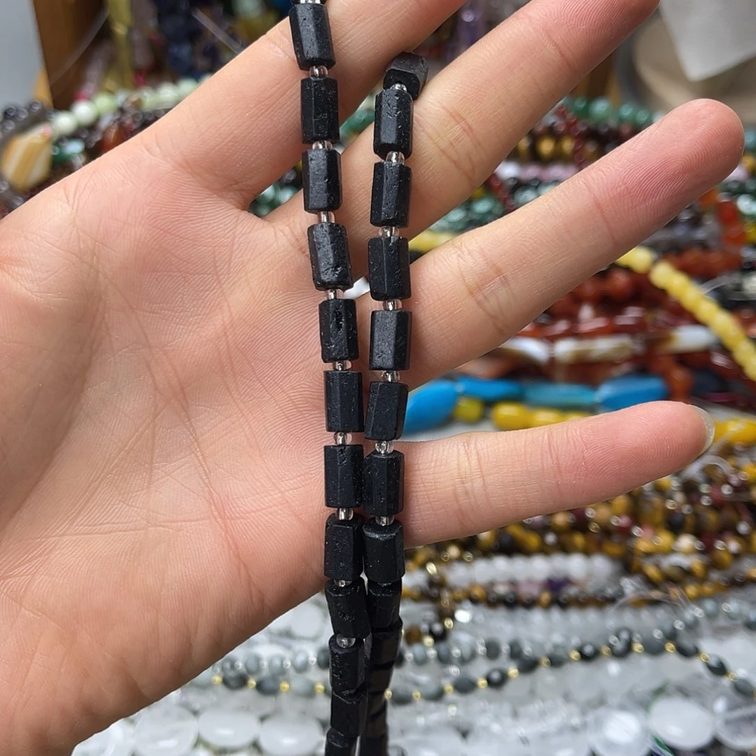 玛瑙/玉髓未镶嵌珠宝半成品6×10黑碧玺柱子一条