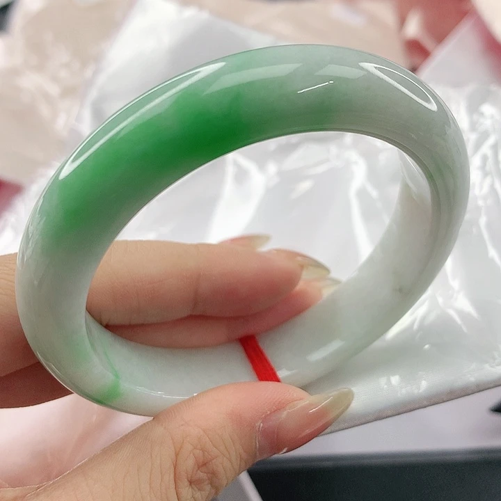 未镶嵌手镯翡翠，321