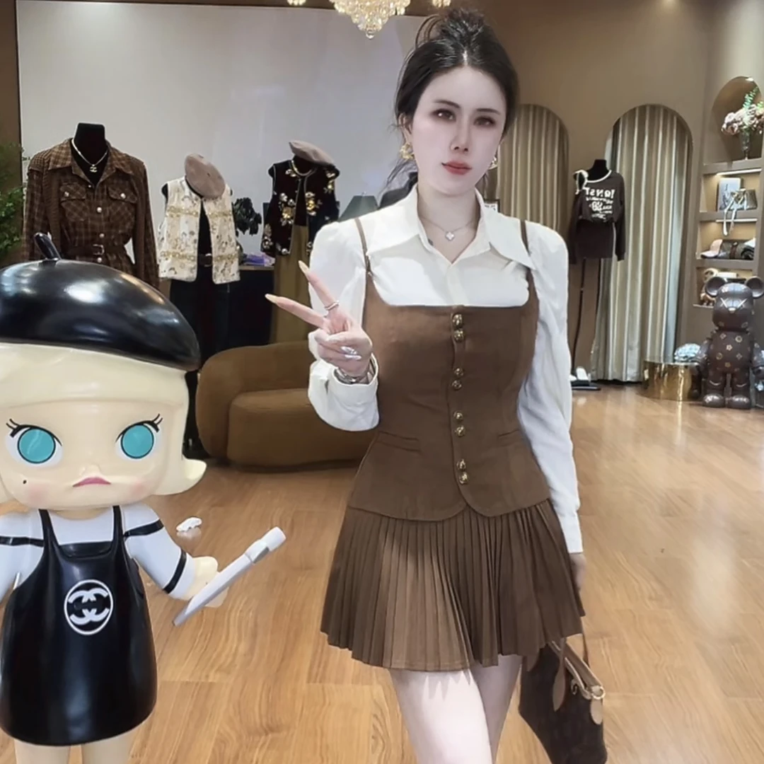 婷婷美美-VIP•订制款金属吊带➕衬衫➕百褶裙三件套套装(88-25123)
