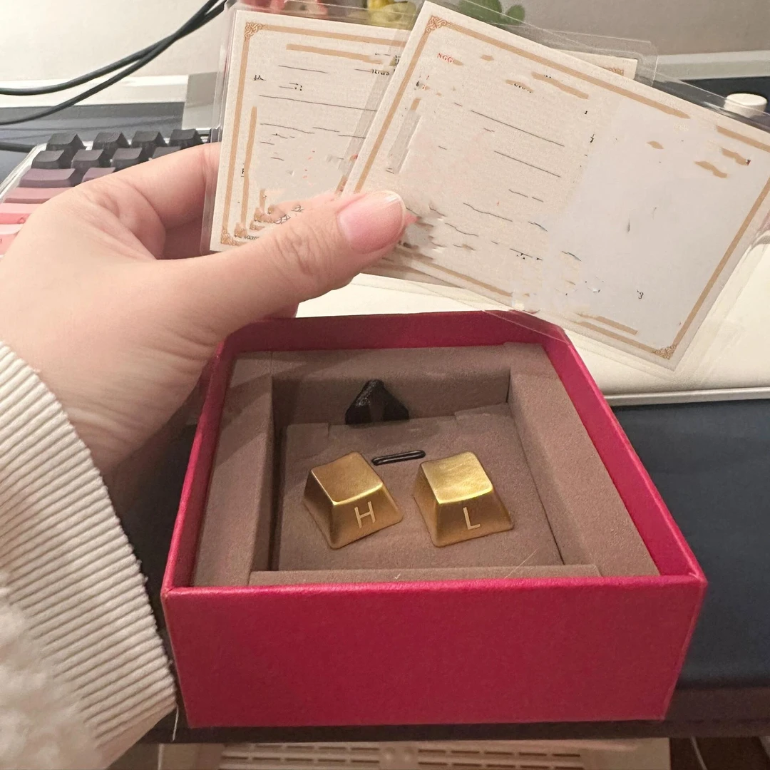 「字母键帽」字母键帽古法键盘帽办公室黄金色键盘精致氛围感小饰品