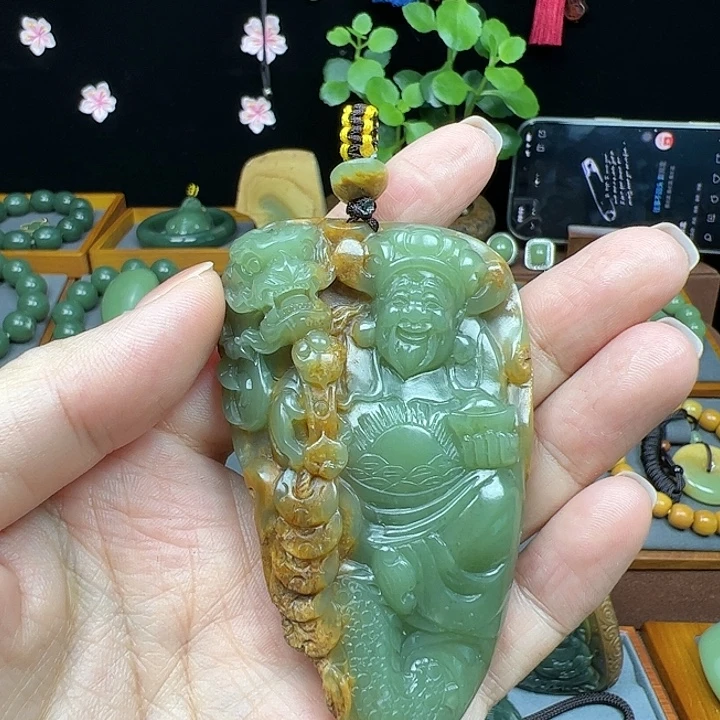 岫岩河磨玉（透闪石质玉）未镶嵌把件