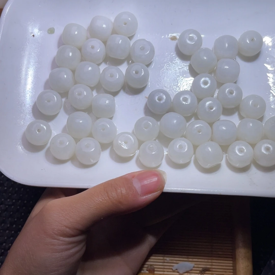 未镶嵌和田玉车挂