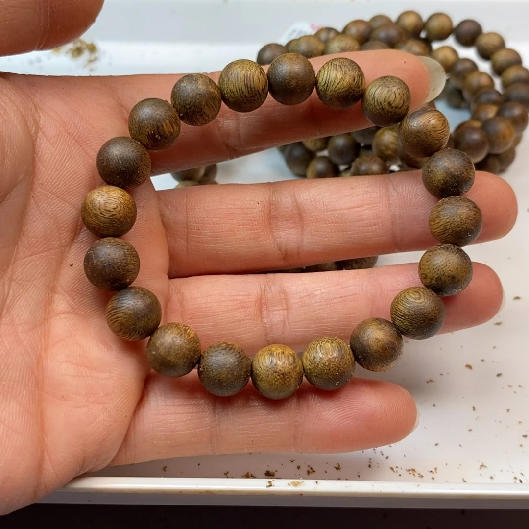 沉香手串绿棋楠规格1.0-7