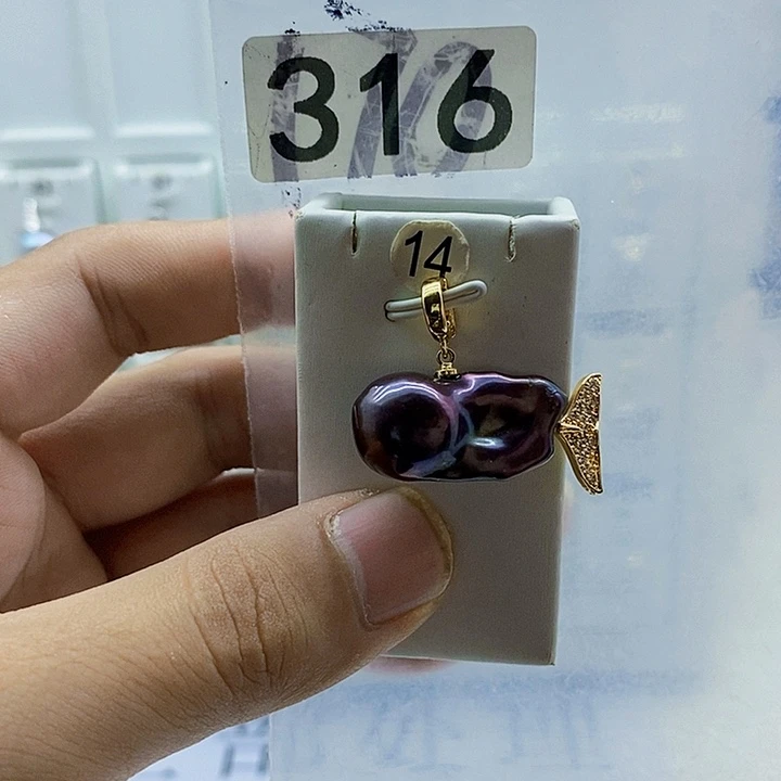 颈饰合金淡水珍珠