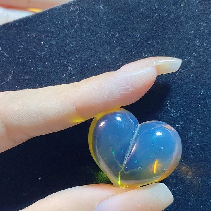 蓝珀未镶嵌珠宝奇石墨西哥蓝珀屁桃