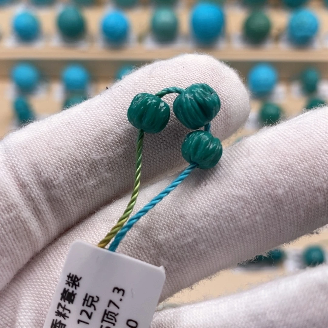 绿松石未镶嵌精品高瓷绿松石哦