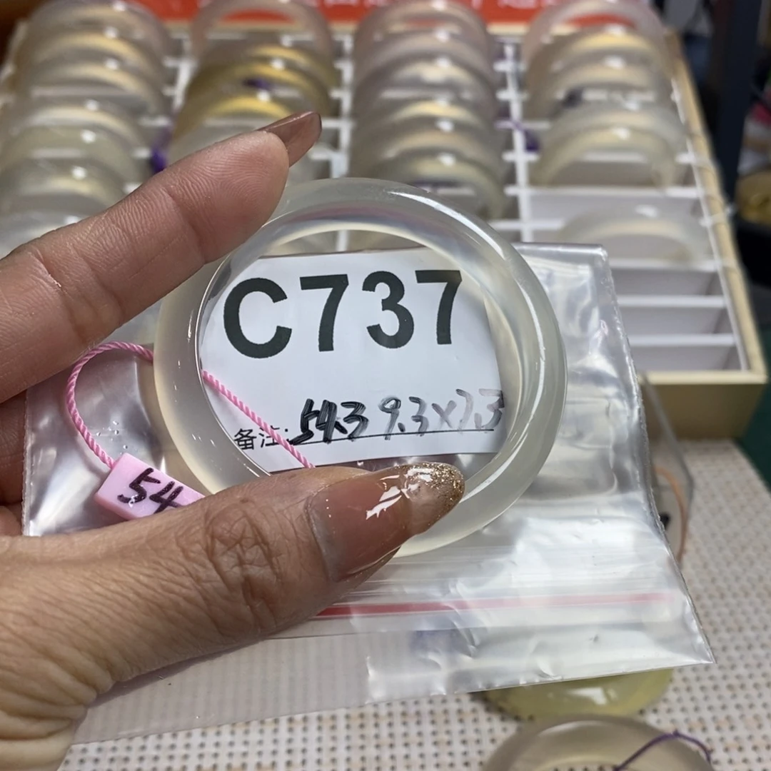 玛瑙/玉髓手镯未镶嵌俺****！