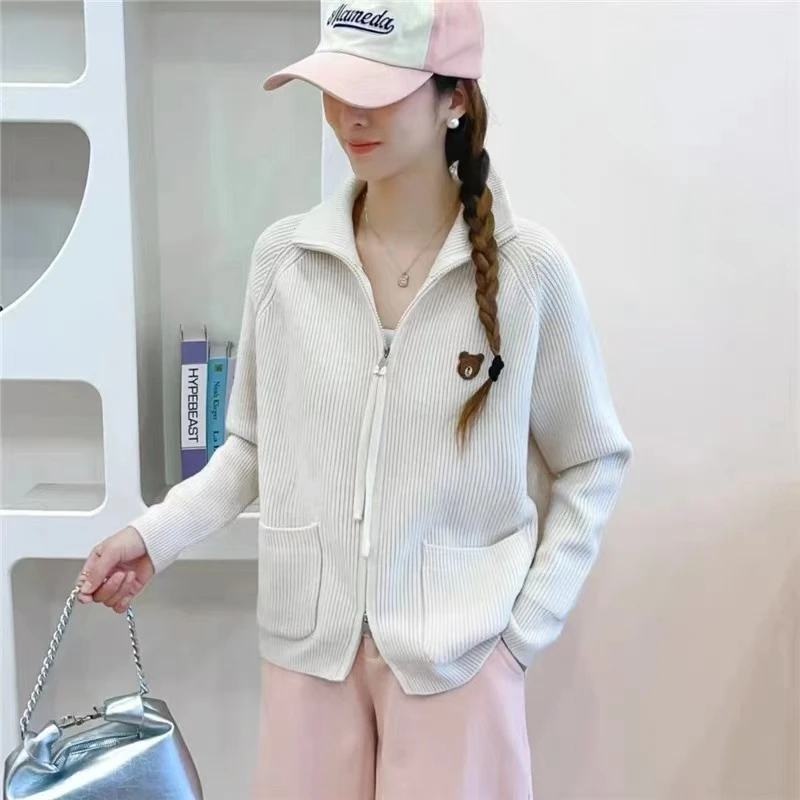 立领双拉链插肩袖针织031号绣花小熊2024秋冬新款显瘦毛衣外套