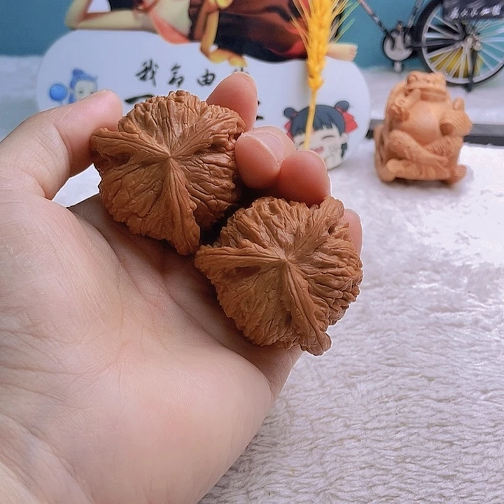 把件文玩核桃黄**马三棱