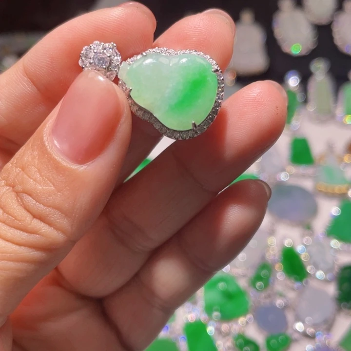 翡翠银S925镶嵌颈饰