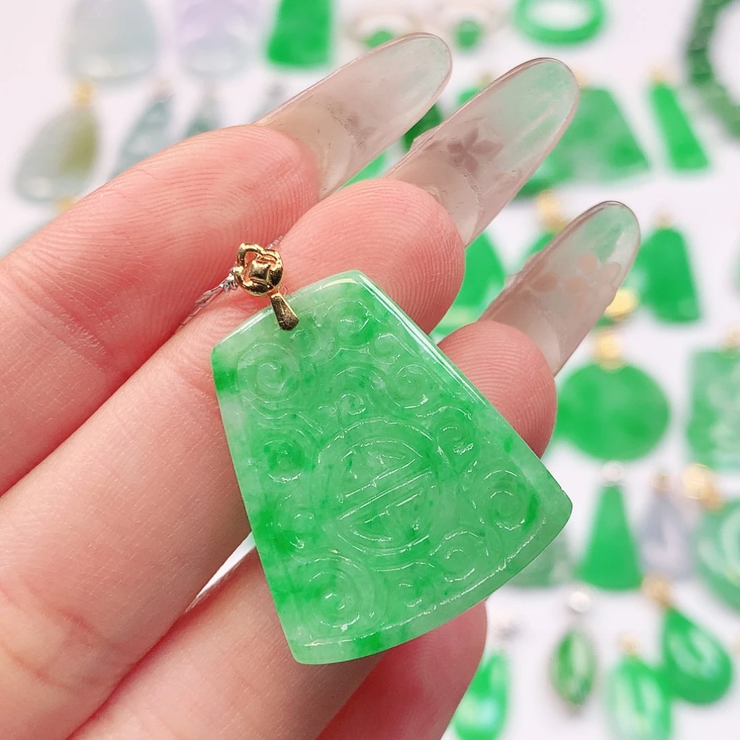 翡翠18K金镶嵌吊坠(不含链)