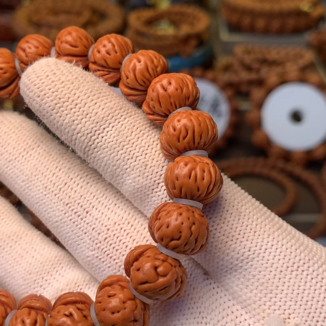 秀***军手串桃核秦岭龙纹