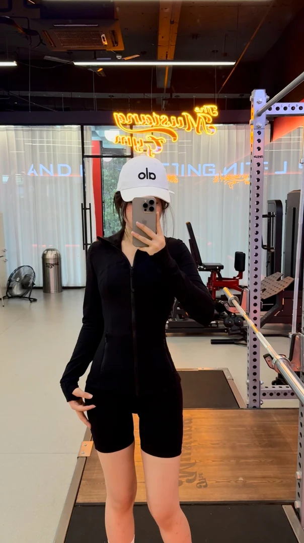 2025超显身材超修身健身服瑜伽服