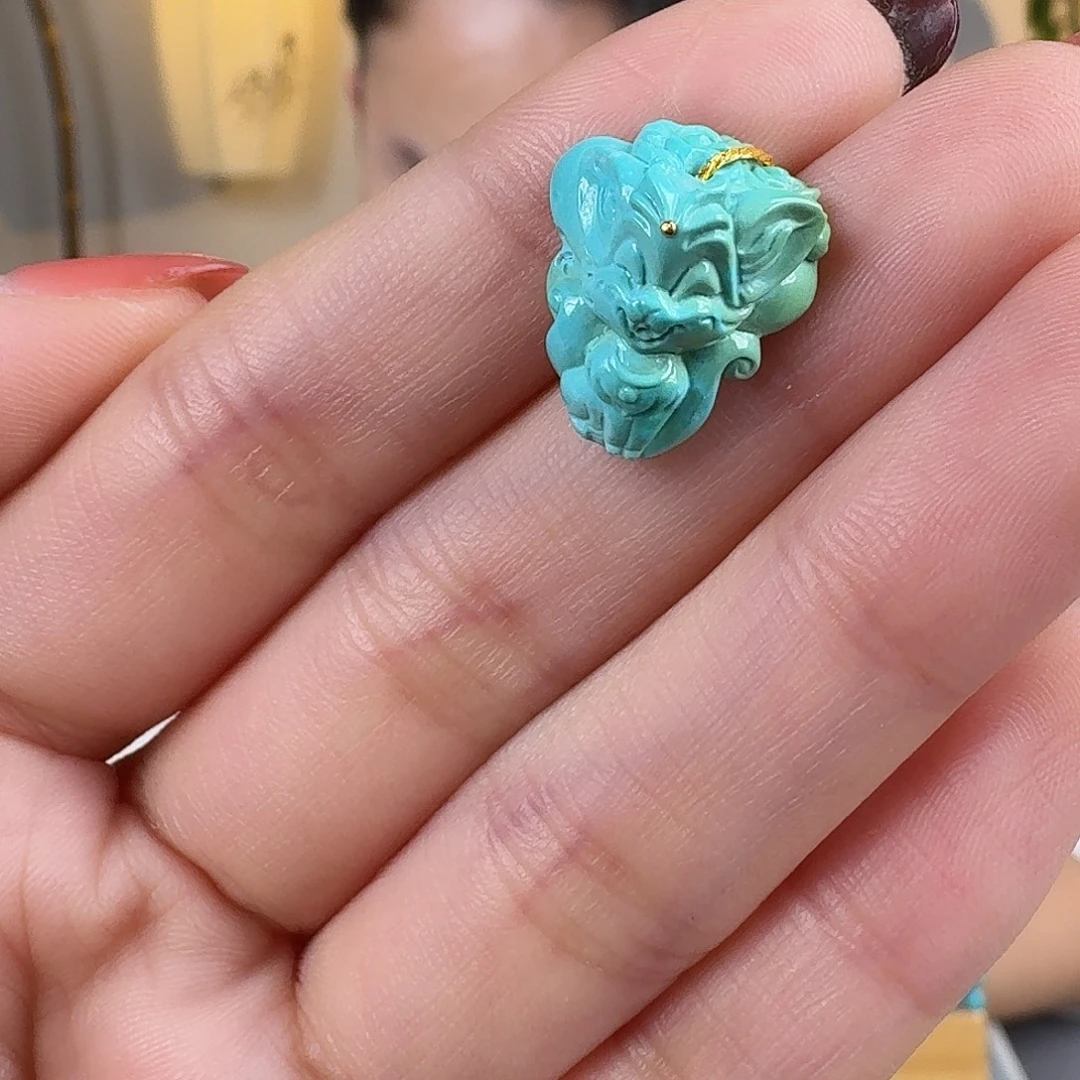 绿松石未镶嵌挂件