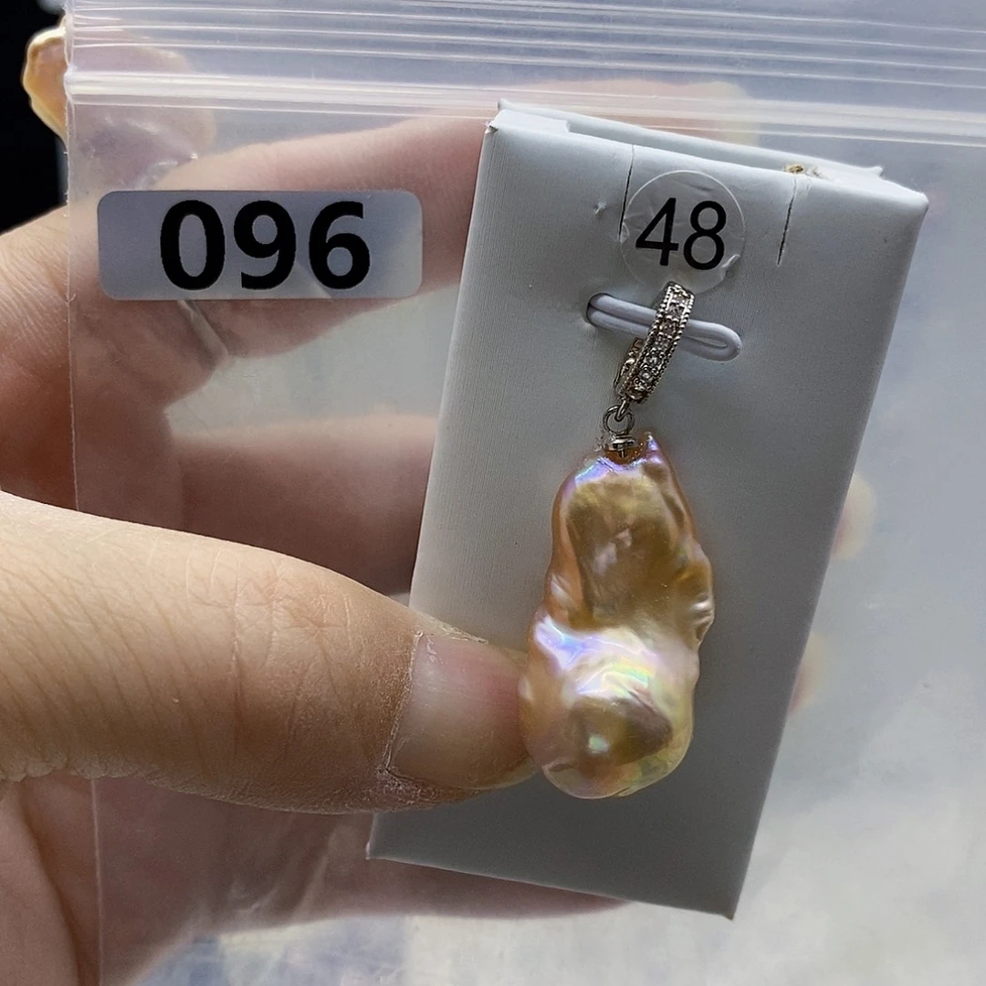 颈饰合金淡水珍珠