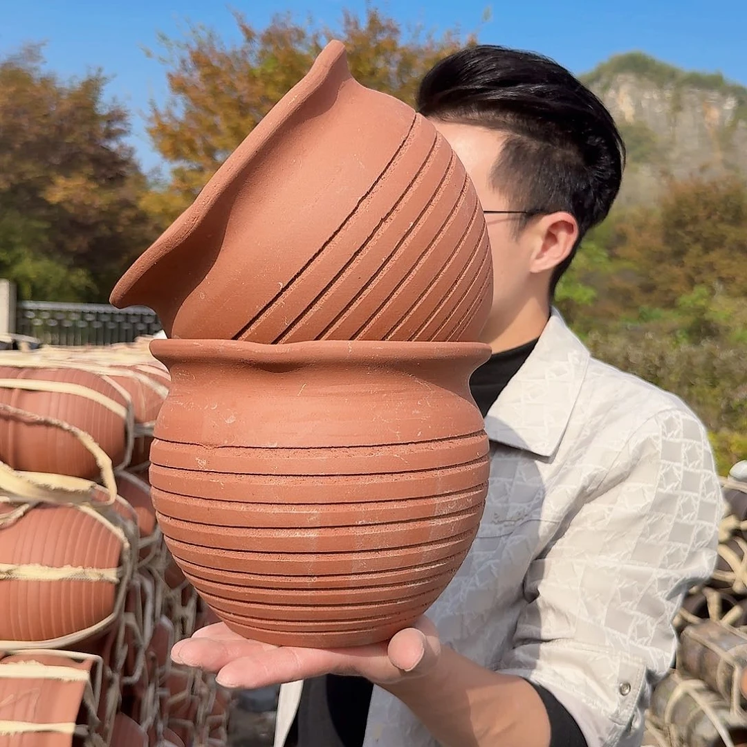 紫砂花盆口20高17（两个红陶胖子