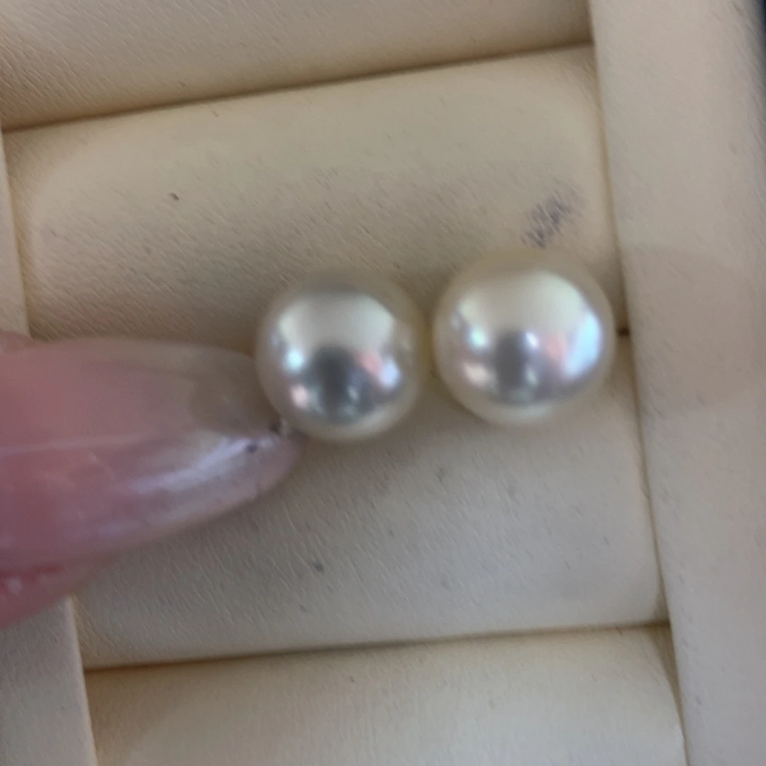 18K金镶嵌耳饰海水珍珠