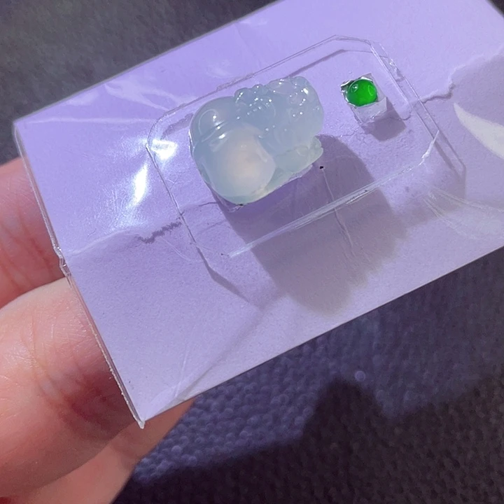 定制翡翠未镶嵌翡翠