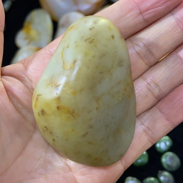 和田玉（糖玉）未镶嵌挂件