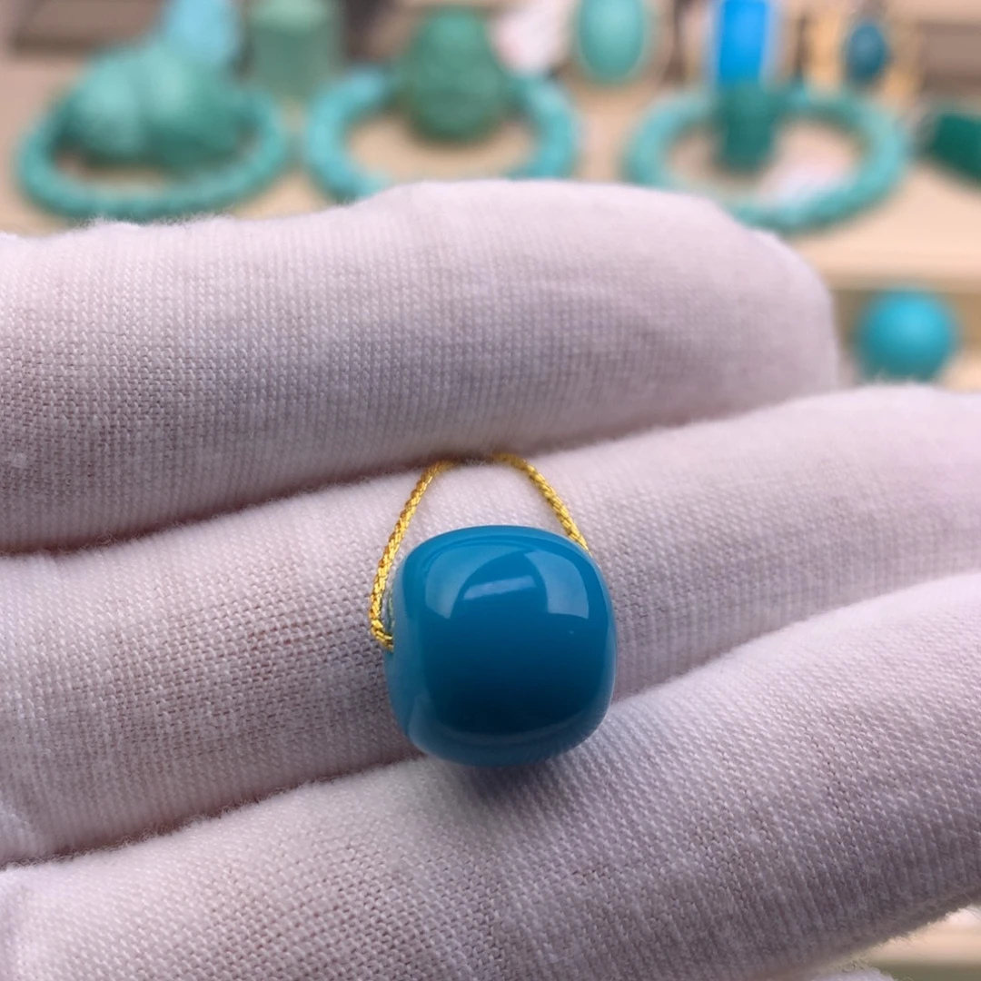 绿松石未镶嵌珠宝奇石12.6*11.6