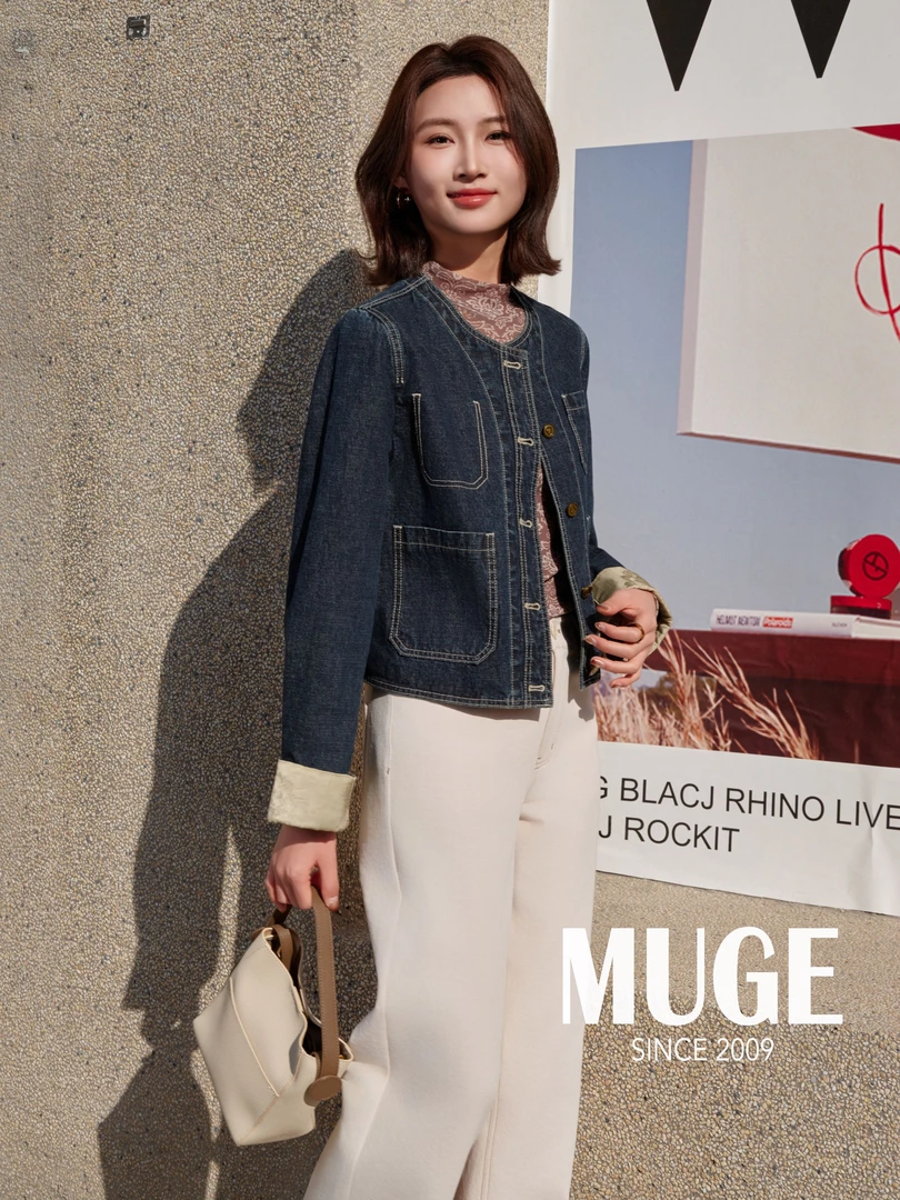 慕歌MUGE/短款圆领女口袋短外套牛仔宽松高质感穿搭 522200