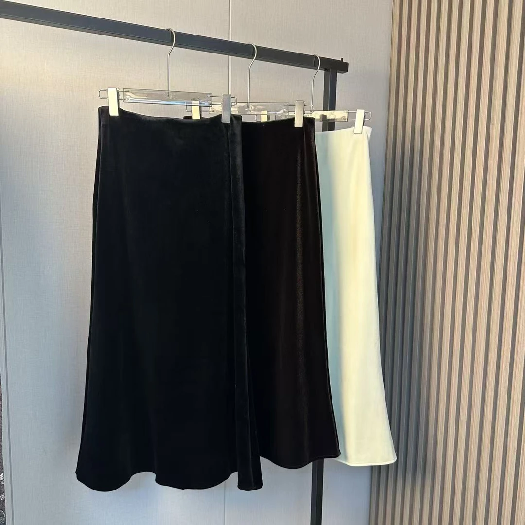 秋冬经典款A字百搭显瘦丝绒半身裙