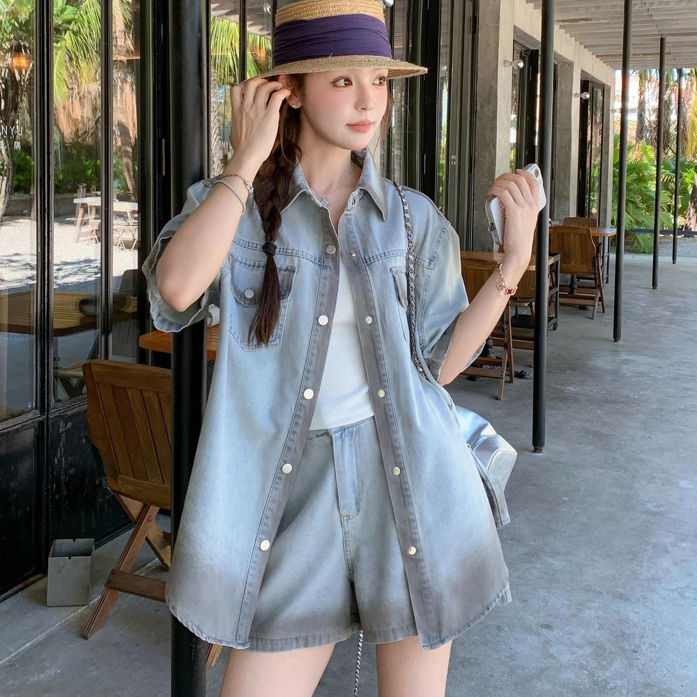 休闲飒爽渐变色牛仔衬衫短裤套装女2025夏韩版时尚宽松随性两件套