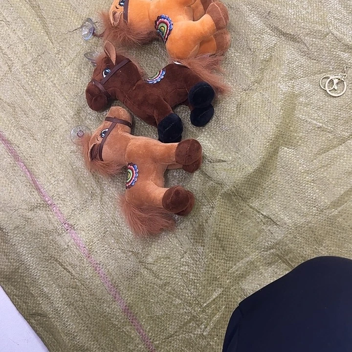 糖****毛绒三色每色十送龙虾扣
