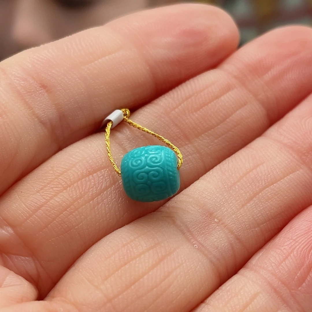 绿松石颈饰未镶嵌