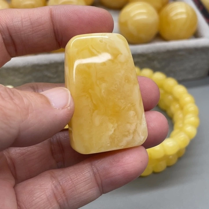 琥珀未镶嵌裸石蜜蜡