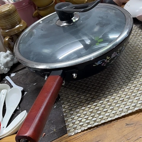 微瑕，明火，口径32高9带玻璃盖针孔拖釉