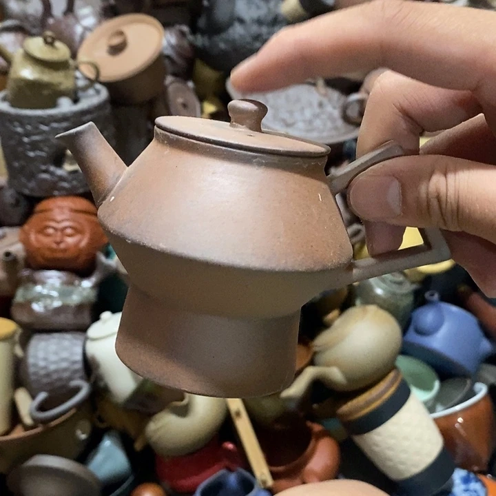 瓷片荷花绽放了美丽光彩熠熠星光