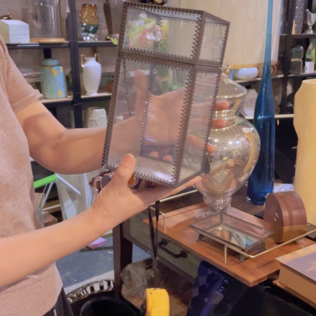 陶瓷花瓶，部分微瑕