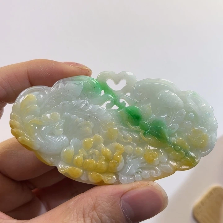 翡翠吊坠(赠链)未镶嵌代编织