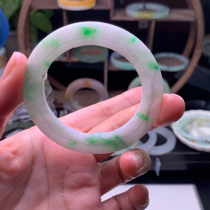 定制翡翠未镶嵌翡翠