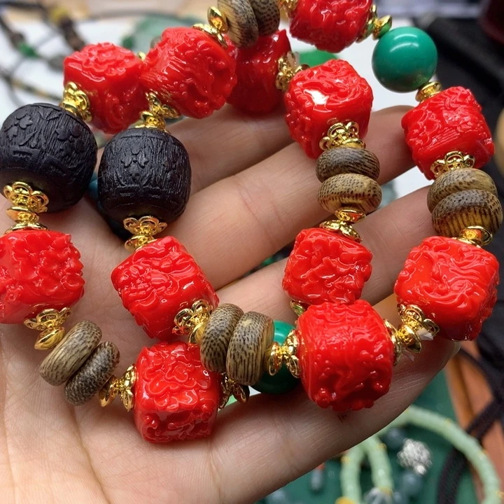 合金颈饰玛瑙/玉髓吊坠