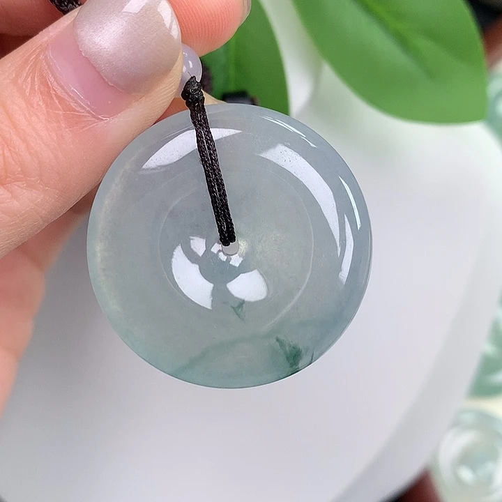 翡翠未镶嵌颈饰33.3-6.1mm